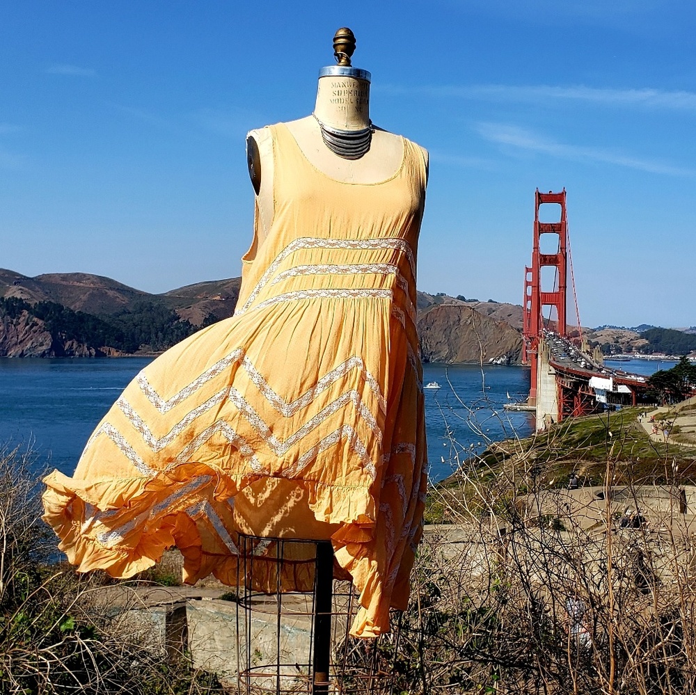 Free People Mango Yellow Dotted Trapeze Slip, Sz L